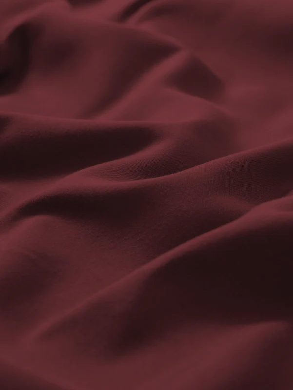 Burgundy Bamboo Pillow Cases Sets - Hypoallergenic Soft Pillowcase Set - Image 4